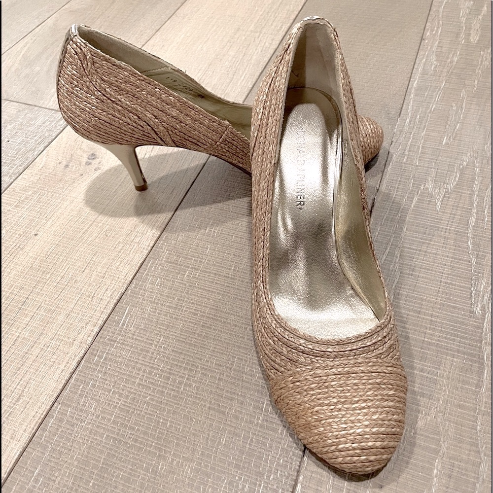 Donald Pliner Coastal Weave Woven Heels W/Gold Accent Nautical (8.5)